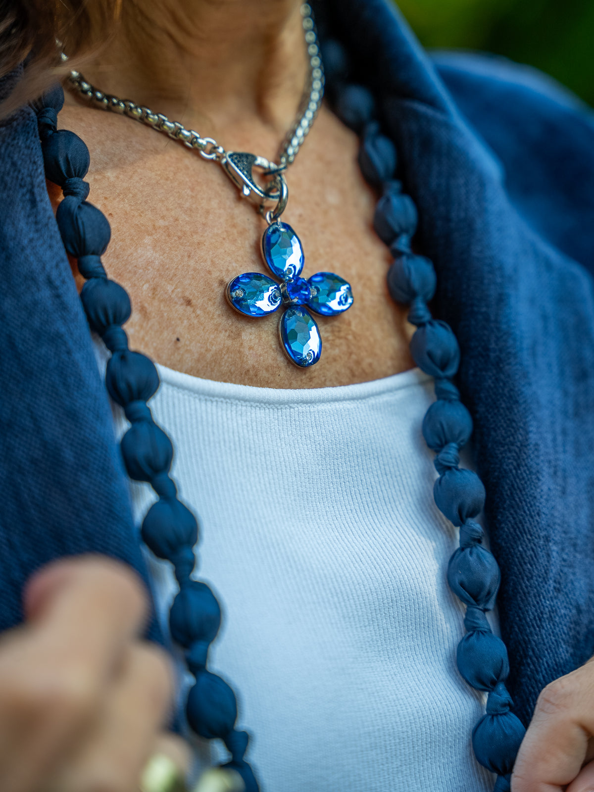 Collar Azul Royal Pavé