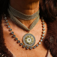 Combo: Medallón Aeternum con Atenea