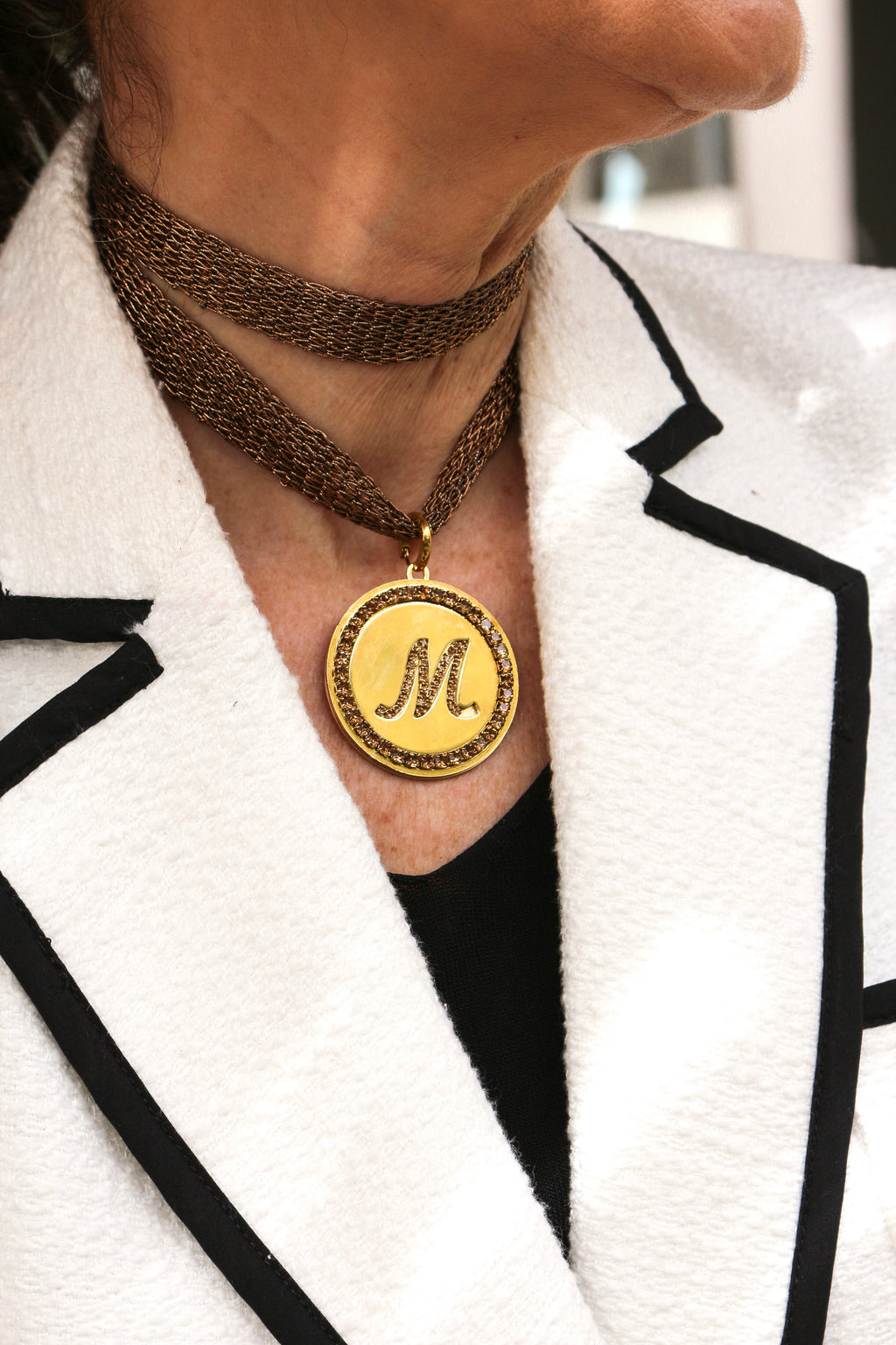 Medalla Inicial Caramelo XL