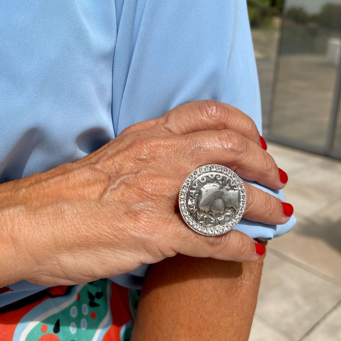 Anillo Caesar