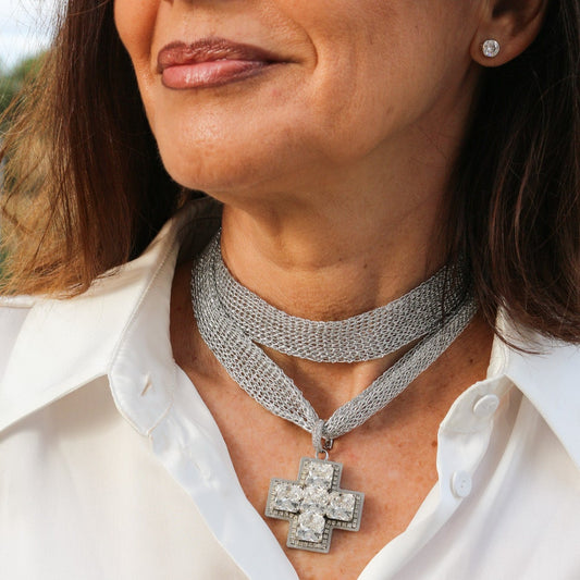 Combo: Aphrodite with Silver Mail